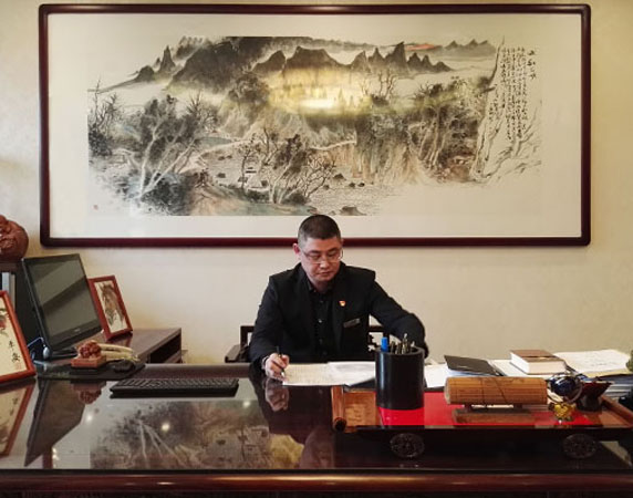 領(lǐng)導(dǎo)致辭.jpg 領(lǐng)導(dǎo)致辭.jpg